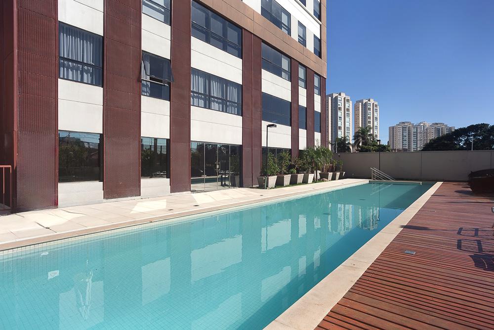 Fotografia de piscina em condomínio em Campinas